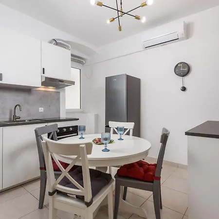 Apartment Sunshine Rijeka